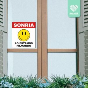 SONRIA LO ESTAMOS FILMANDO