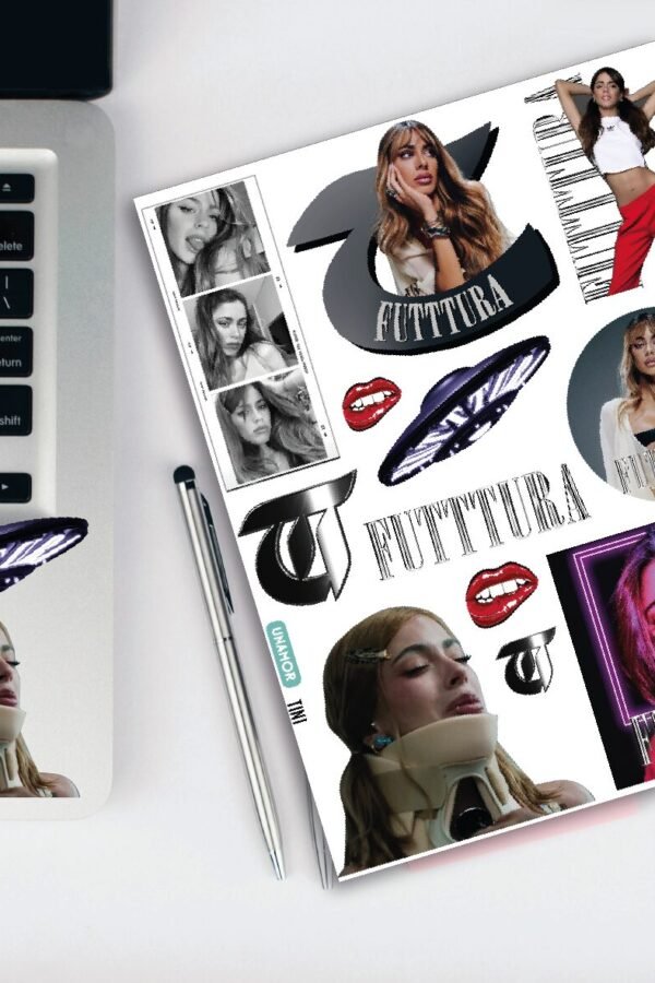 Planchita de Stickers adhesivos TINI FUTTURA