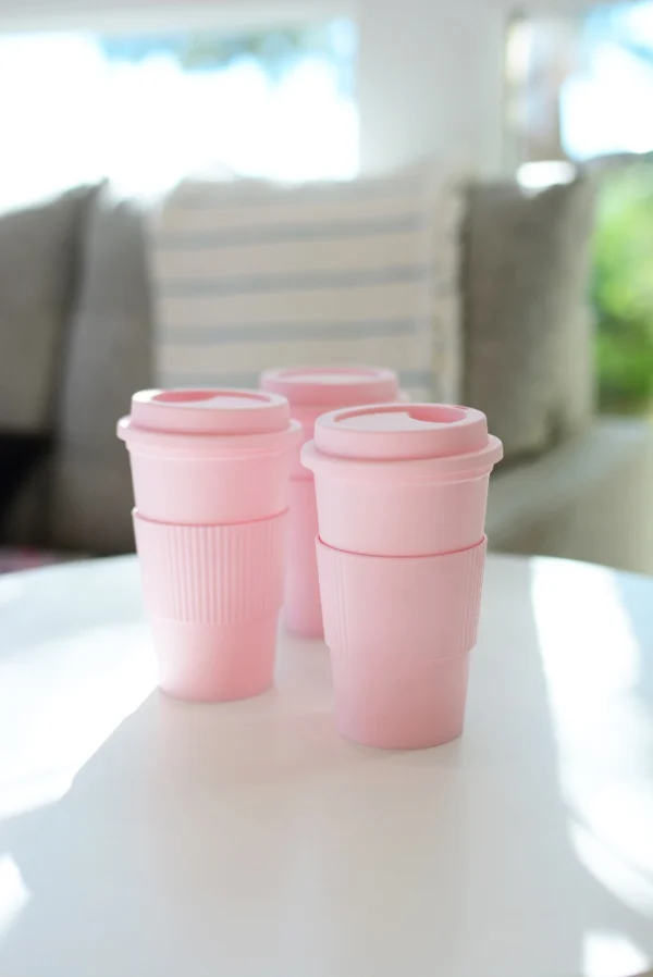 VASO TERMICO ROSA CON TAPA