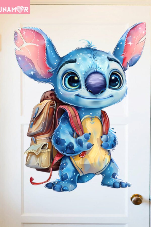 VINILO DECORATIVO - STITCH AVENTURERO - 745